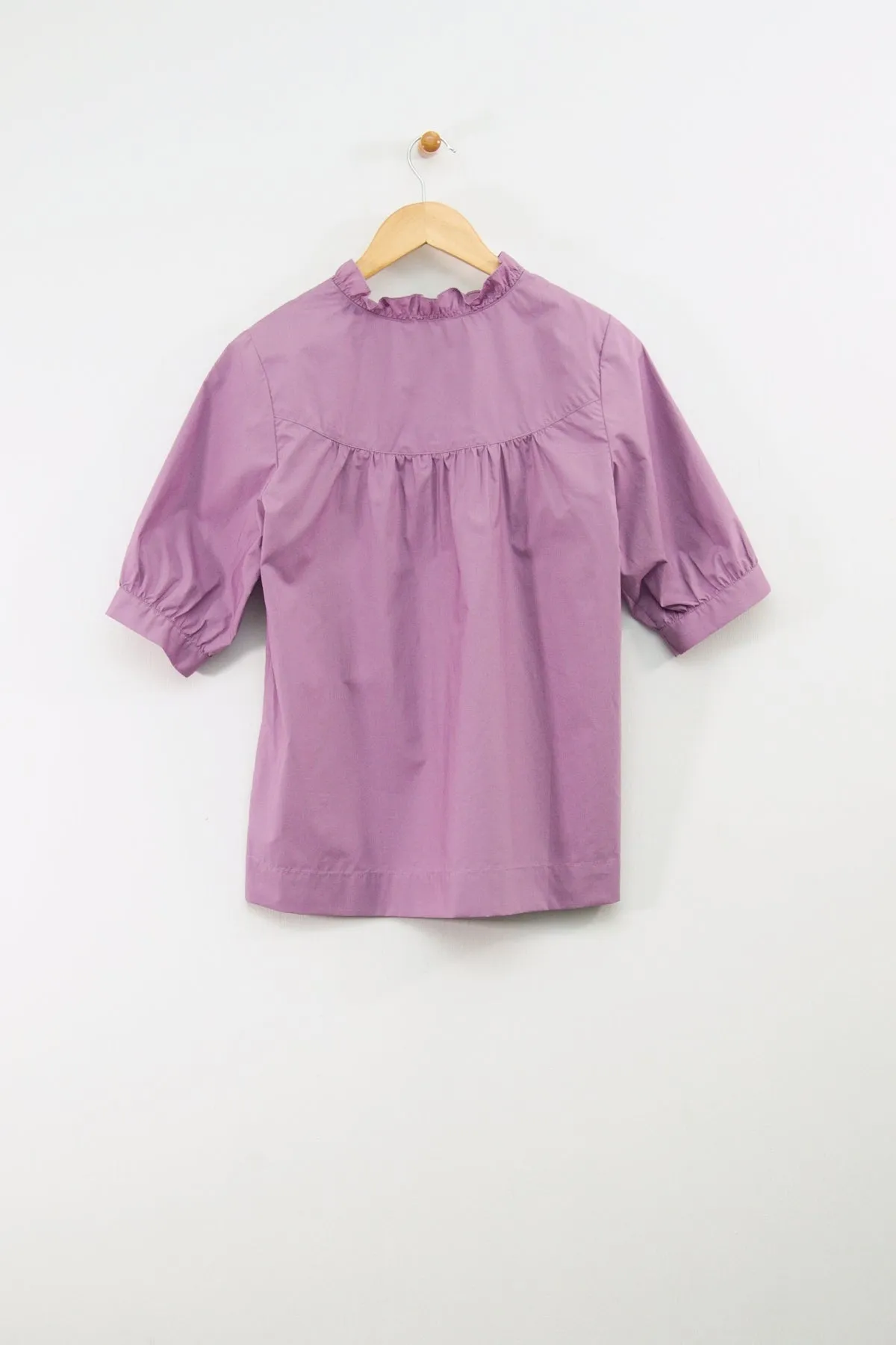 27" Elbow Sleeve Ruffle Collar Blouse