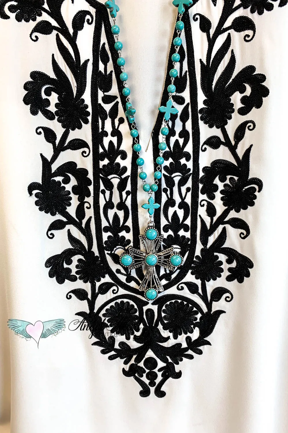 AHB EXCLUSIVE: Singing to My Soul Blouse - Moss White - SALE