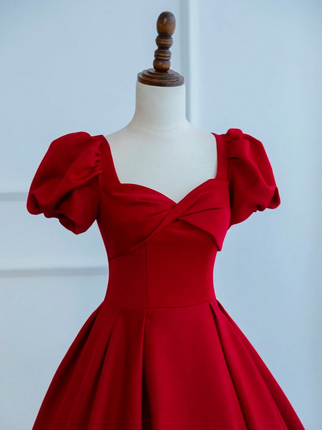 Dark Red Satin Long Prom Dress A-Line Short Sleeve Evening Party Dress