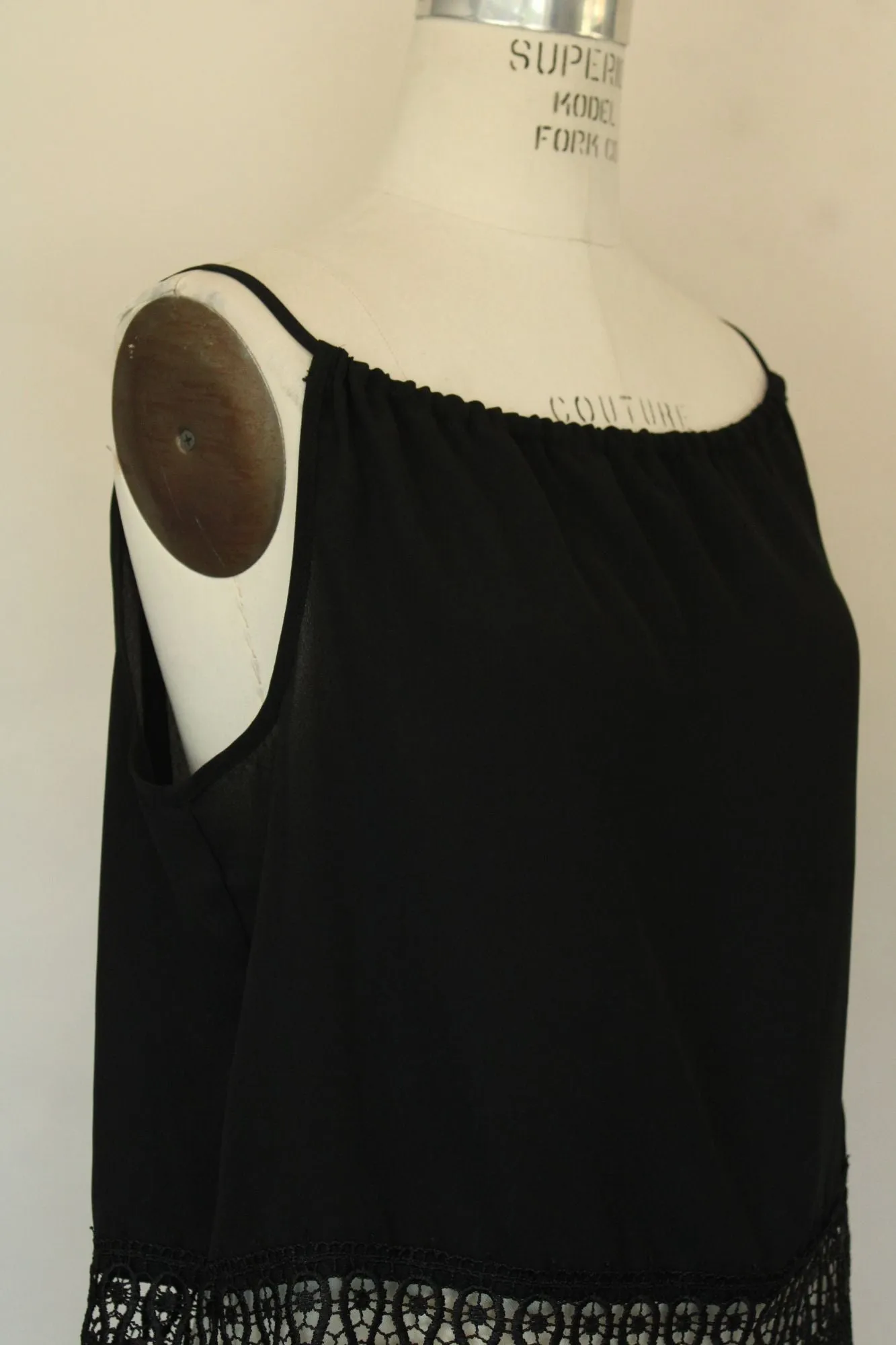 Oboe Womens Top, Black Spaghetti Strap, Size Large, Lace Trim