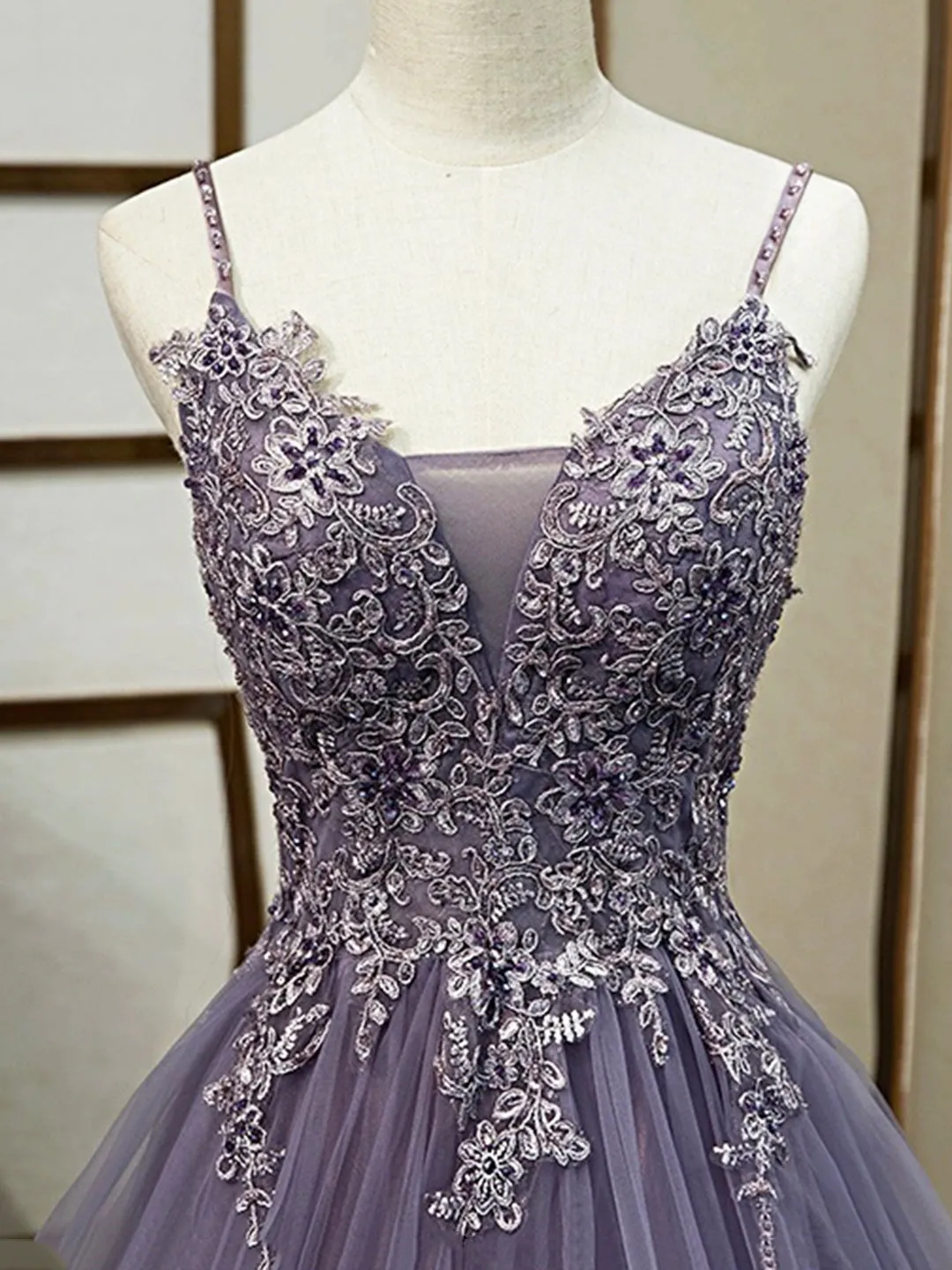 Purple Spaghetti Straps Lace Prom Dress Lovely Tulle Corset Floor Length Evening Dress