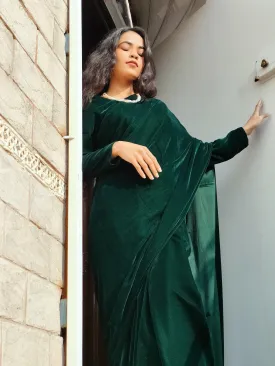 Velvet Breeze: Emerald